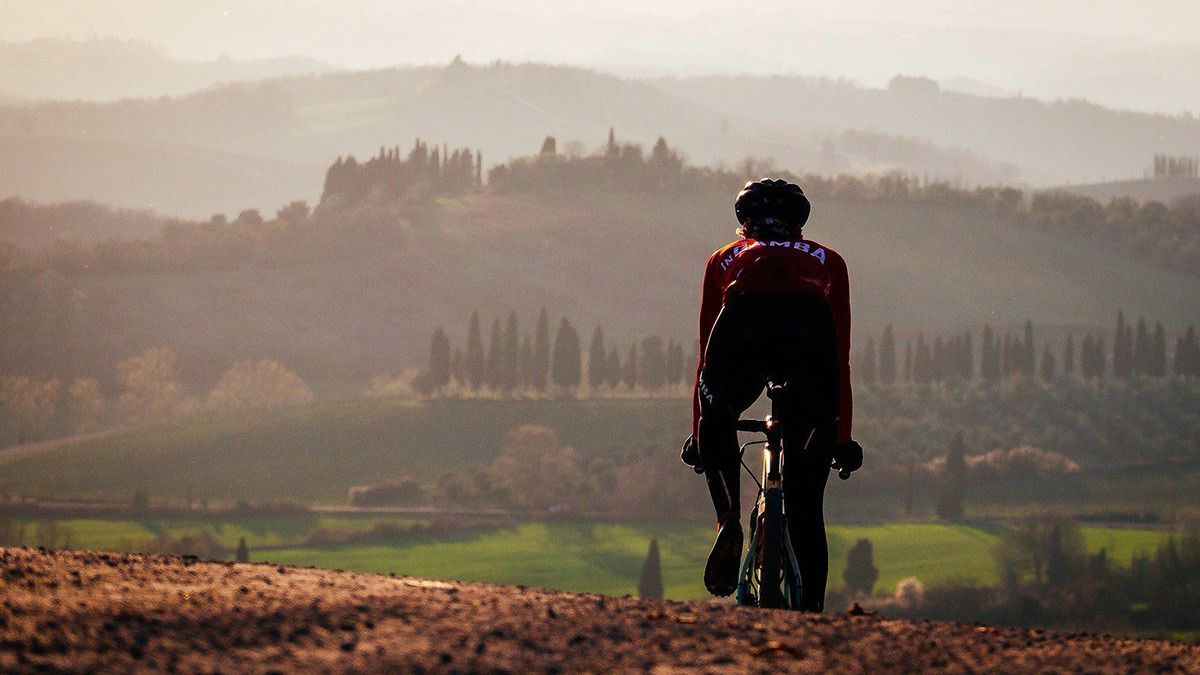 Cycling Riding Outside With An Ingambe Bike Tour In Tuscany